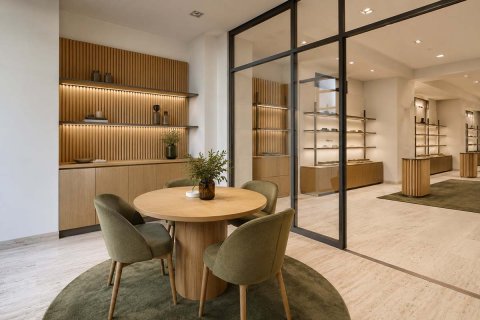  Prime Retail Space